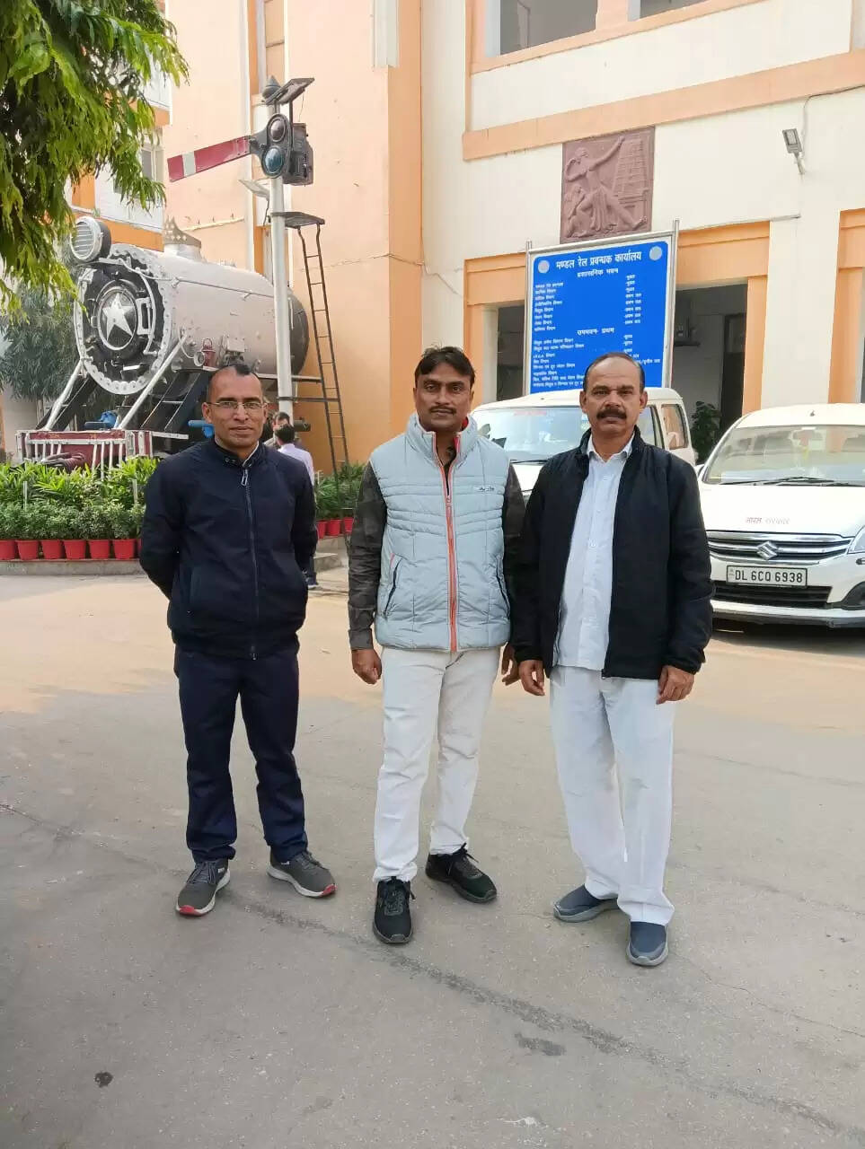Railway news : हरियाणा के इस जिले से बनारस और अयोध्या के लिए मिलेगी सीधी ट्रेन, जानिए किन स्टेशनों पर होगा ठहराव