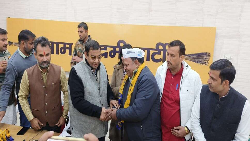 Jind news : हरियाणवी काॅमेडियन महेंद्र उर्फ झंडू ने की ये पार्टी जॉइन