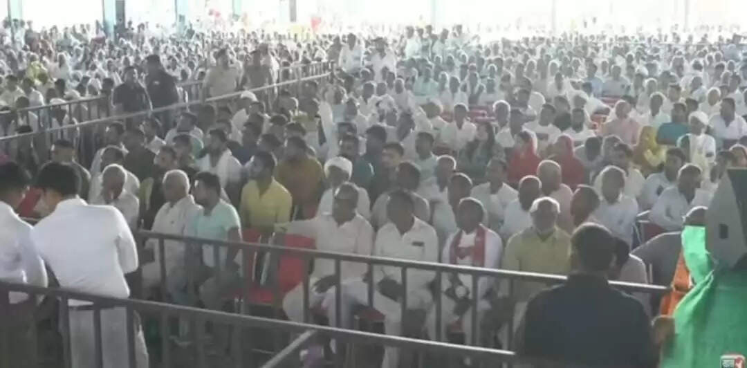 Jind cm railly : जींद में CM नायब सैनी ने बीरेंद्र सिंह पर साधा निशाना, कहा पिता की तरह मानते हैं, कहा था कि देश का सवाल है लेकिन फिर कांग्रेस की गोदी में जा कर बैठ गए