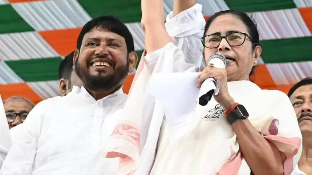 Indian Political News : ये नवनिर्वाचित सांसद अब तक नहीं ले सके शपथ, संसद की कार्यवाही में नहीं ले पाएंगे हिस्सा