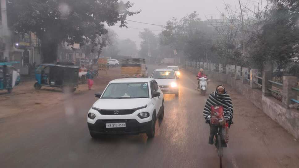 Rain in jind : जींद में हुई बारिश, बढ़ी ठंड, फसलों के लिए वारदान साबित होगी बारिश कल भी बारिश के आसार