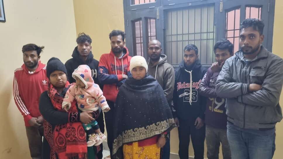 Haryana news : हरियाणा के इस जिले में अवैध रूप से रह रहे थे बांग्लादेशी, पुलिस ने छापेमारी कर 2 महिलाओं समेत 10 को पकड़ा, नहीं मिले दस्तावेज